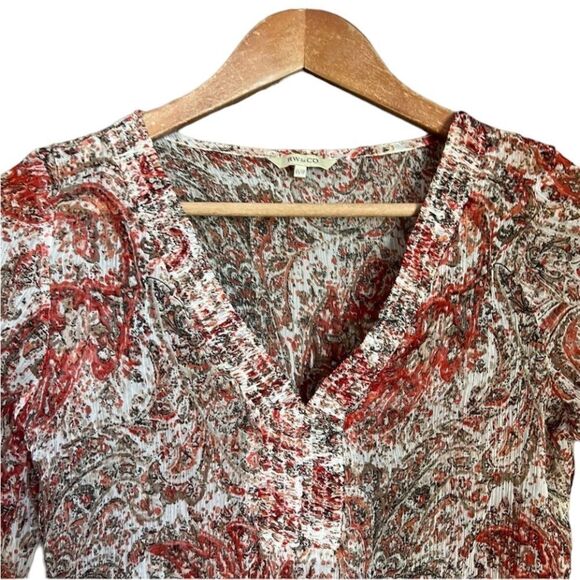 3 for $30! Rw&Co patterned sheer blouse - Picture 3 of 10